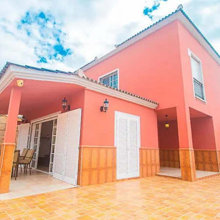 Villa With Jacuzzi In Costa Adeje *