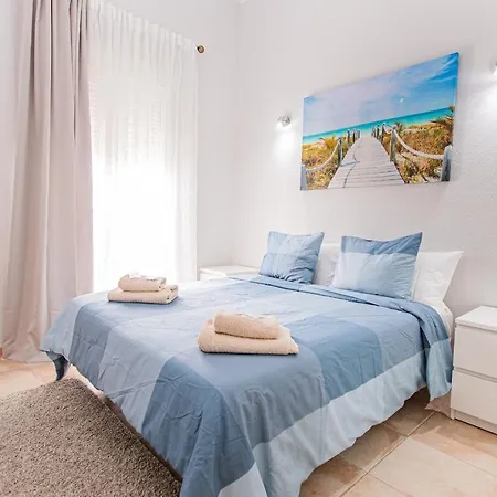Villa With Jacuzzi In Costa Adeje